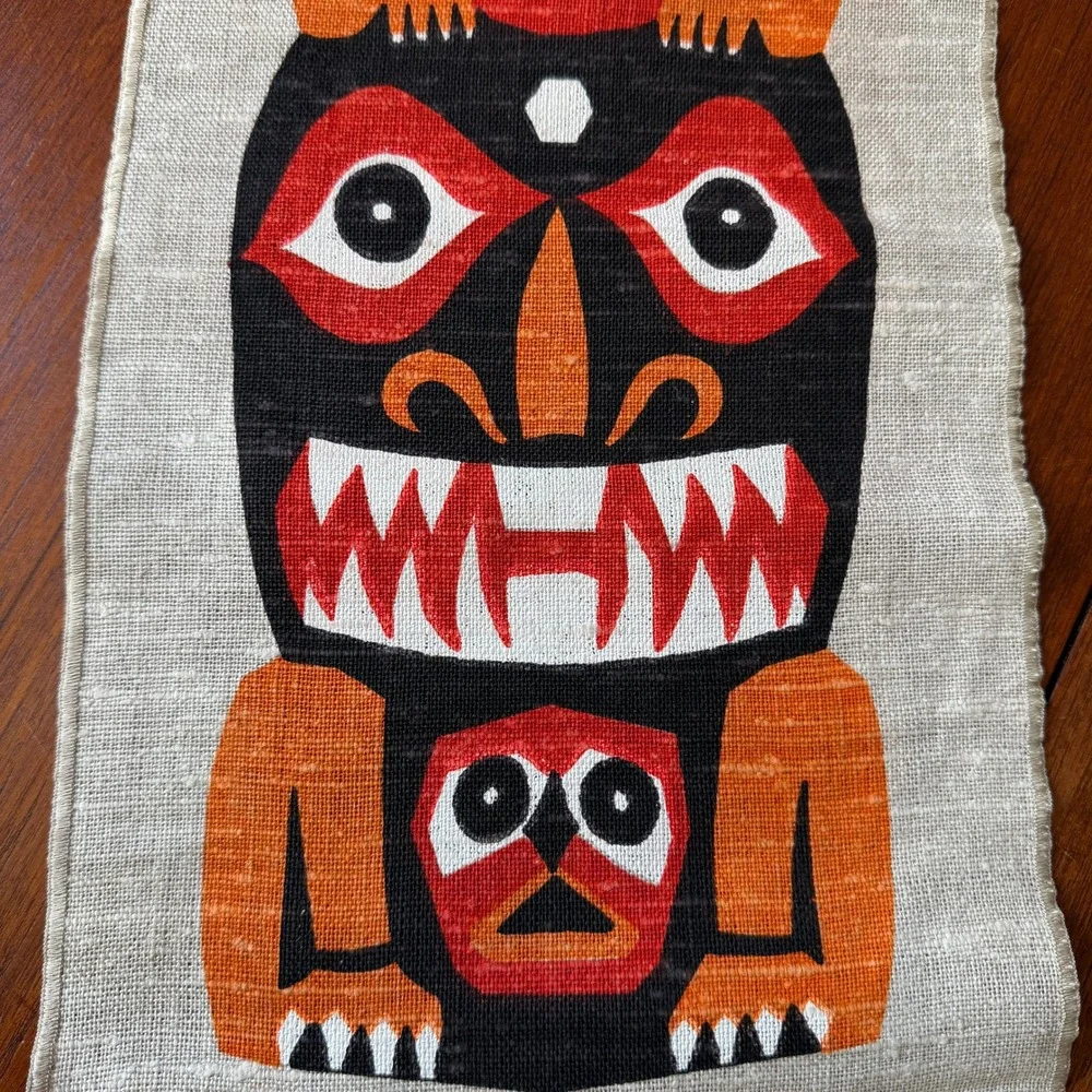 Vintage Tlingit-style totem pole linen wall hanging Happy Things Inc 10